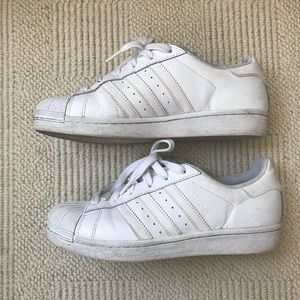 Adidas Superstar Sneakers
